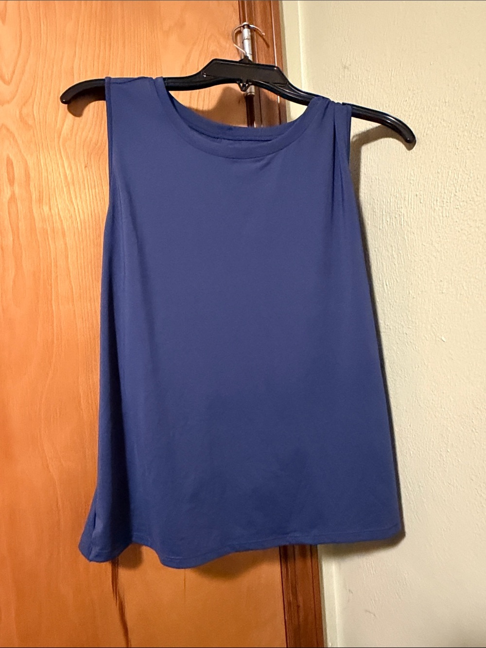 HALARA Women's Relaxed Sleeveless Tank Top - Navy Blue